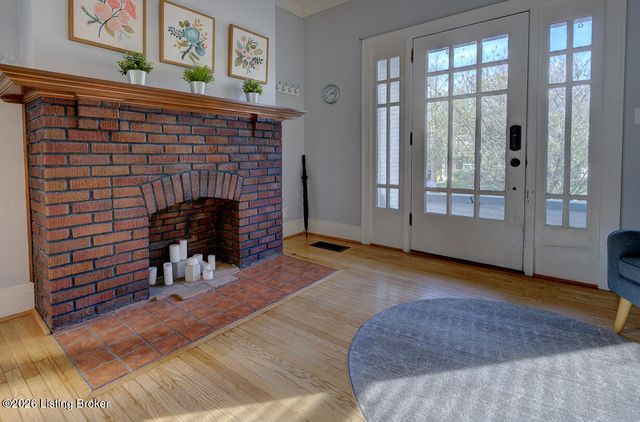 215 Pennsylvania Ave, Louisville, KY 40206