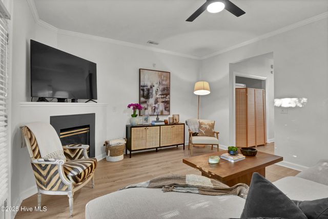 5813 Wrightsville Avenue 111, Wilmington, NC 28403