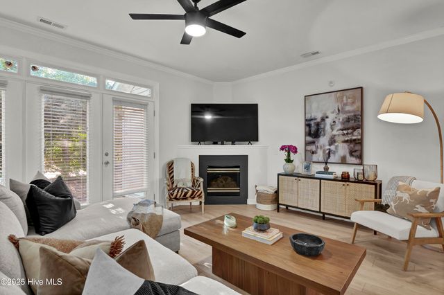 5813 Wrightsville Avenue 111, Wilmington, NC 28403