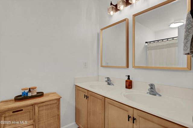 5813 Wrightsville Avenue 111, Wilmington, NC 28403