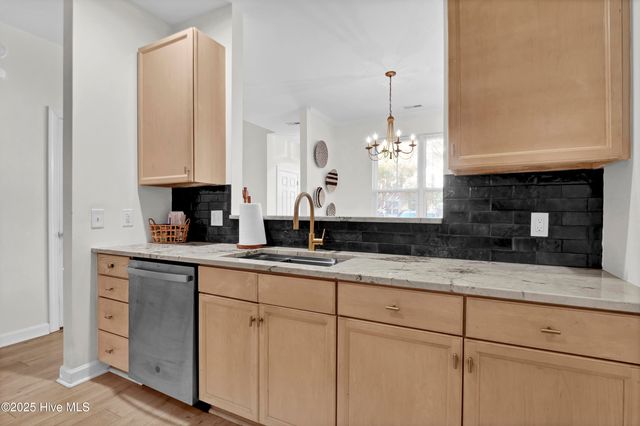 5813 Wrightsville Avenue 111, Wilmington, NC 28403