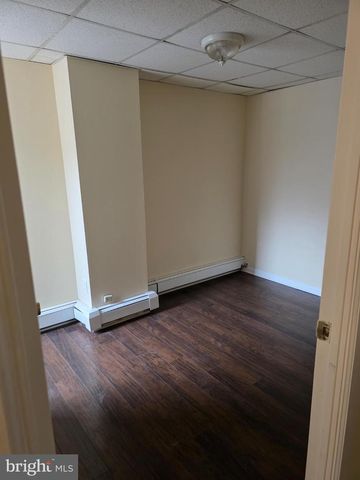 1210 CHESTNUT AVE, Trenton, NJ 08611