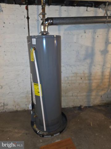 1210 CHESTNUT AVE, Trenton, NJ 08611