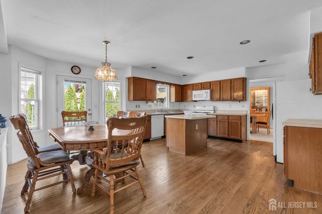 26 Brandywine Drive, Old Bridge, NJ 07747