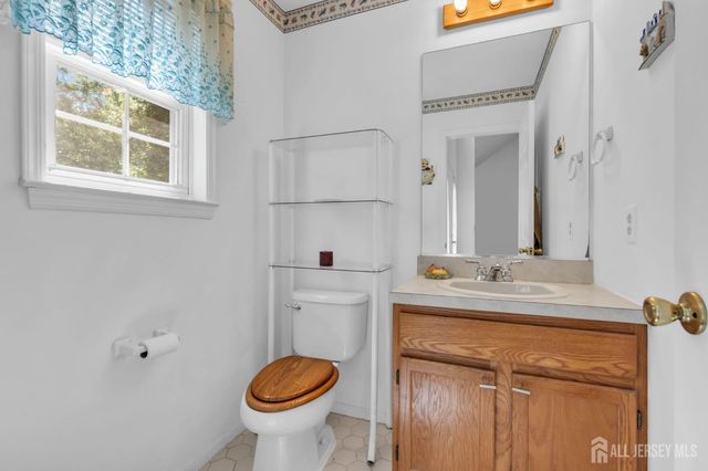 26 Brandywine Drive, Old Bridge, NJ 07747