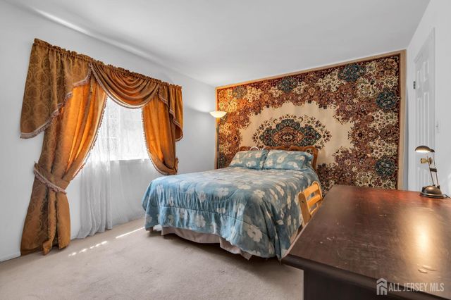 26 Brandywine Drive, Old Bridge, NJ 07747