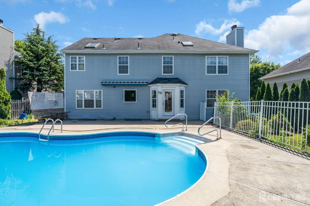 26 Brandywine Drive, Old Bridge, NJ 07747