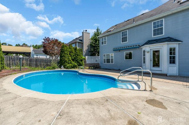 26 Brandywine Drive, Old Bridge, NJ 07747