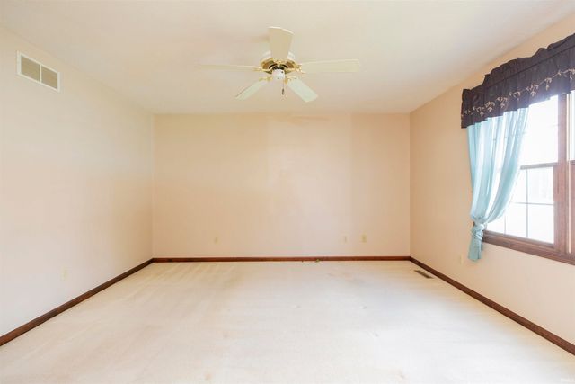 4020 Stonegate Drive, Mishawaka, IN 46544