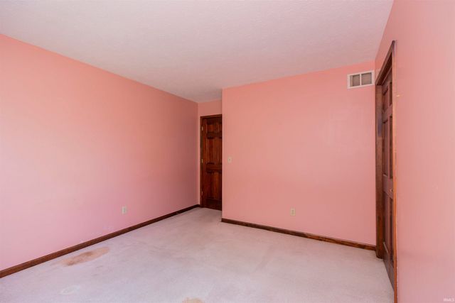 4020 Stonegate Drive, Mishawaka, IN 46544