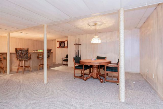 4020 Stonegate Drive, Mishawaka, IN 46544