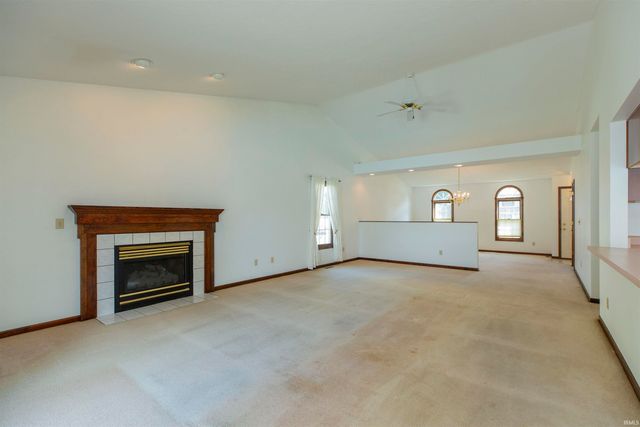 4020 Stonegate Drive, Mishawaka, IN 46544