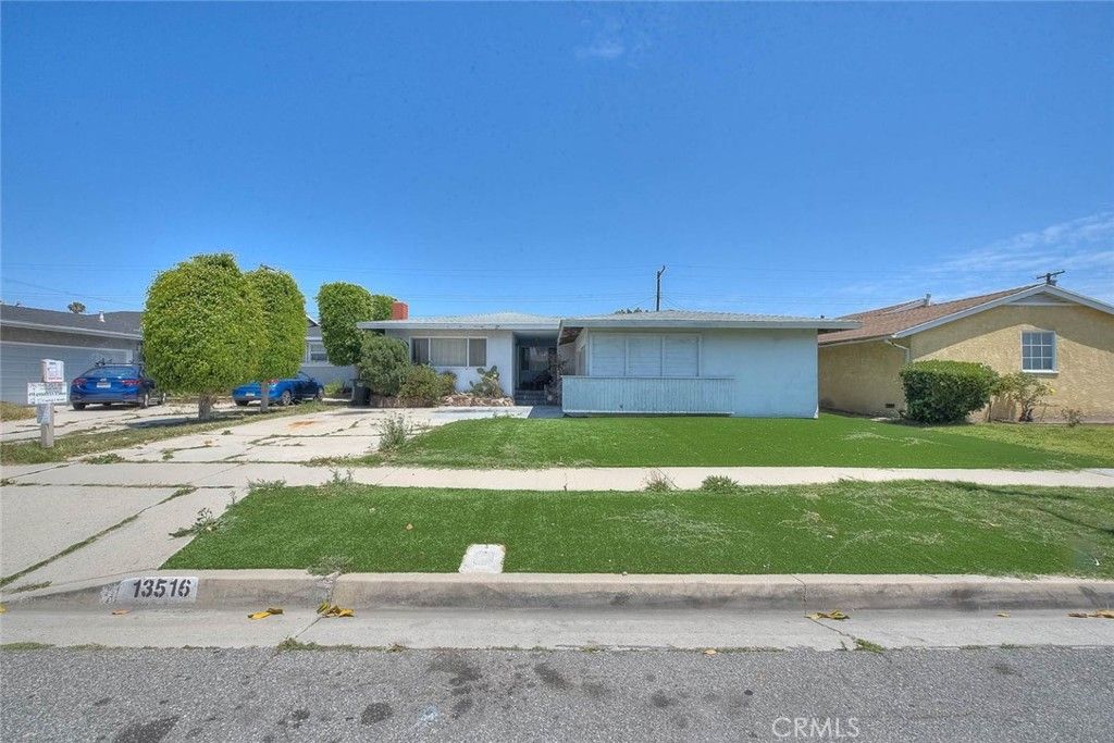 Image 1 of property listing at 13516 Purche, Gardena, CA 90249