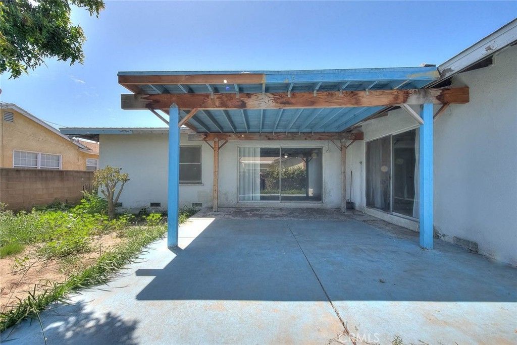 Image 26 of property listing at 13516 Purche, Gardena, CA 90249
