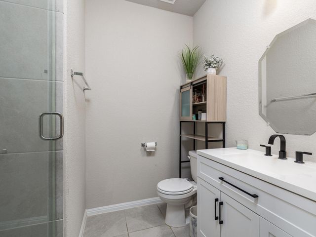 453 Arrowhead Vine ST, Leander, TX 78641