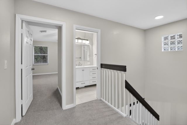 7524 NW 1st Place, Plantation, FL 33317