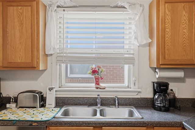3837 Cashion Place, Oklahoma City, OK 73112