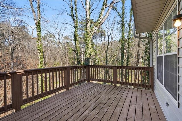 5200 Laurel Bridge SE Drive, Smyrna, GA 30082