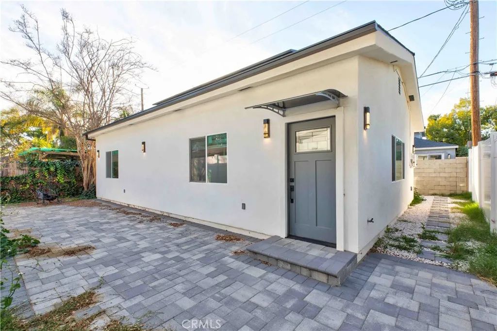 1615 N Niagara Street, Burbank, CA 91505