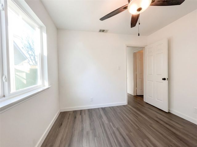 2108 Woodland Oaks Drive, Arlington, TX 76013