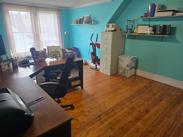 83 Spring Street, Hardwick, VT 05843