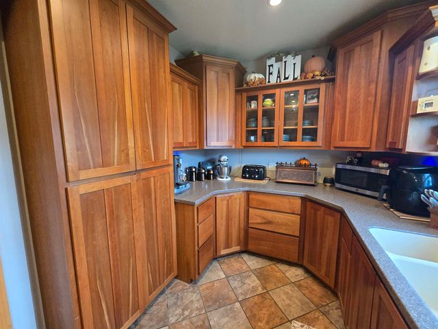 83 Spring Street, Hardwick, VT 05843