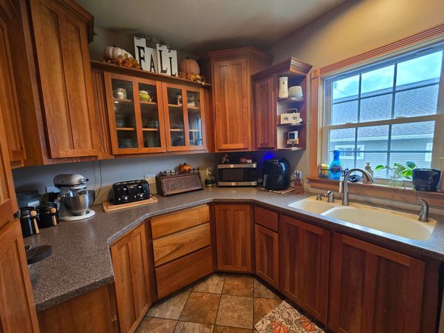 83 Spring Street, Hardwick, VT 05843