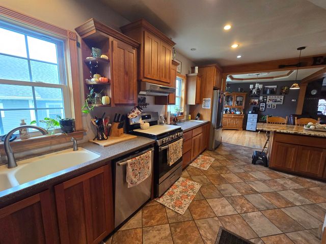 83 Spring Street, Hardwick, VT 05843