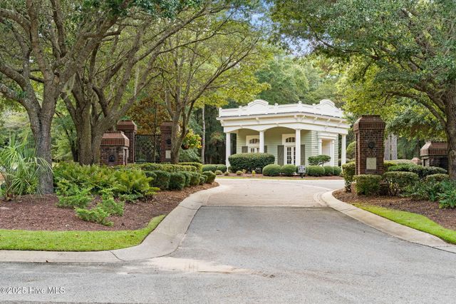 591 Versailles Boulevard SW, Supply, NC 28462