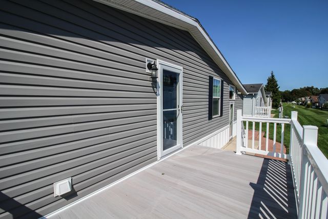 7237 White Oak Circle, Portage City, MI 49002