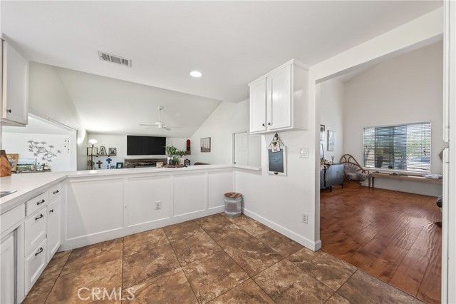 2794 La Praix, Highland, CA 92346