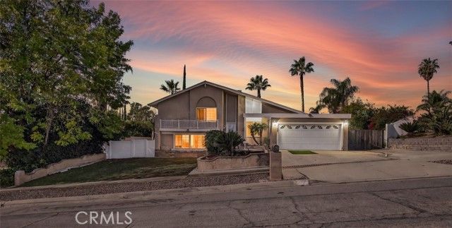 2794 La Praix, Highland, CA 92346