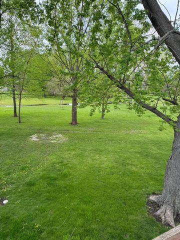 8430 Bell Street, Crown Point, IN 46307