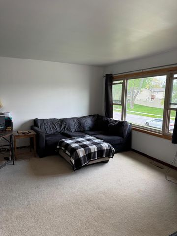 8430 Bell Street, Crown Point, IN 46307