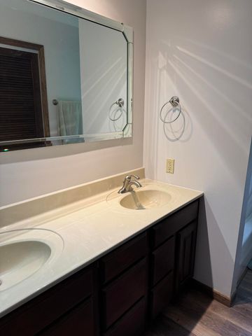 8430 Bell Street, Crown Point, IN 46307