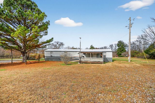 924 Harsh Ln, Castalian Springs, TN 37031