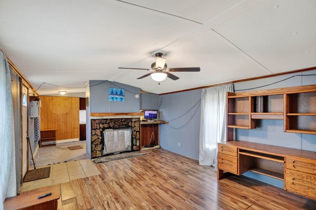 924 Harsh Ln, Castalian Springs, TN 37031