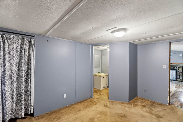 924 Harsh Ln, Castalian Springs, TN 37031