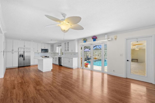 2649 Scott St, Hollywood, FL 33020