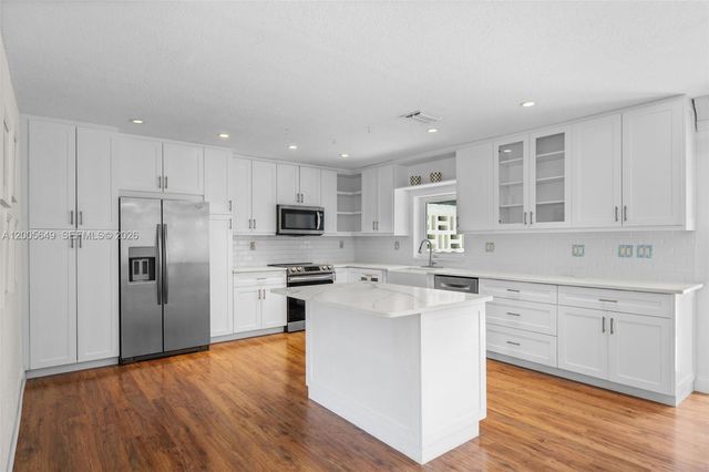 2649 Scott St, Hollywood, FL 33020