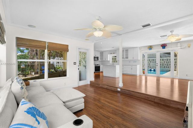 2649 Scott St, Hollywood, FL 33020