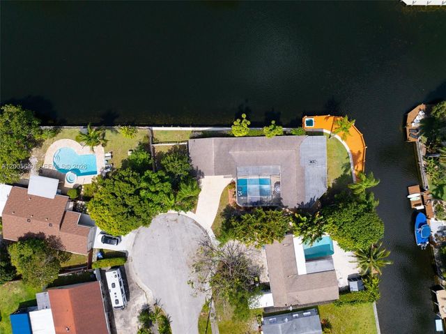 2649 Scott St, Hollywood, FL 33020