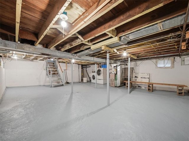 1306 Chapel Rd, Center Twp, PA 15061