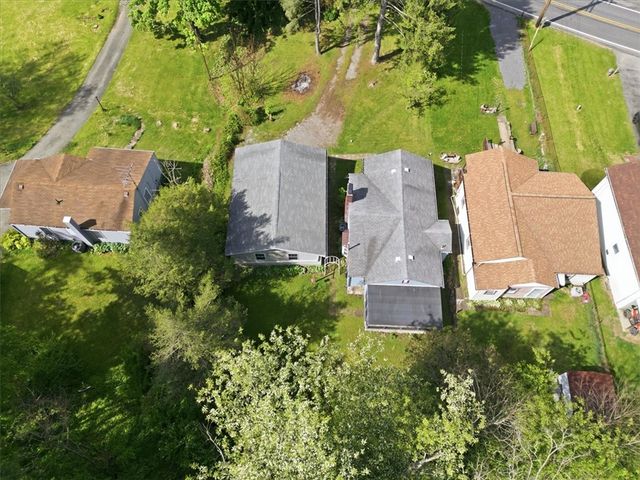 1306 Chapel Rd, Center Twp, PA 15061