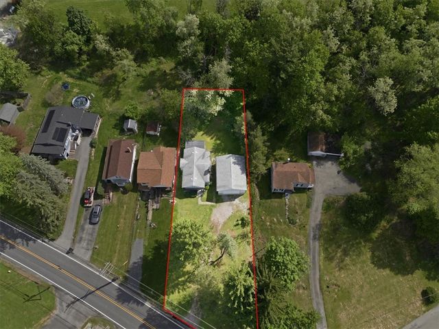 1306 Chapel Rd, Center Twp, PA 15061