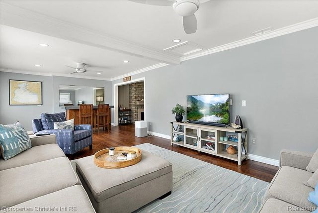 37510 Lakeville Street, Harrison Charter Township, MI 48045
