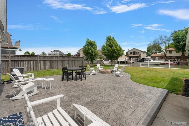 37510 Lakeville Street, Harrison Charter Township, MI 48045