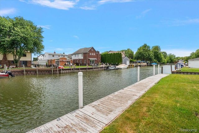 37510 Lakeville Street, Harrison Charter Township, MI 48045