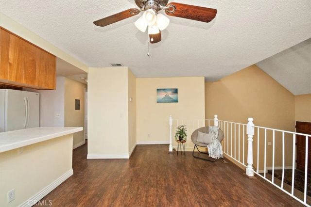 5465 E Centralia, Long Beach, CA 90808