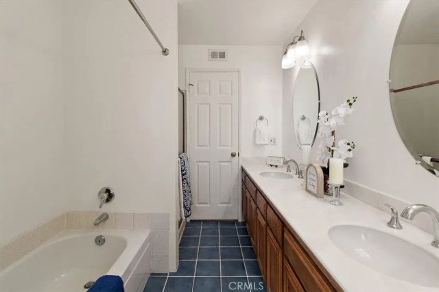 5465 E Centralia, Long Beach, CA 90808
